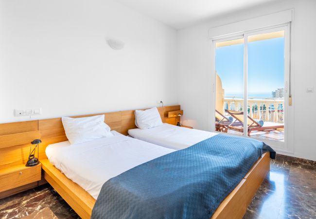 Apartamento en Fuengirola - Don Juan - Apartamento con terraza en Fuengirola 