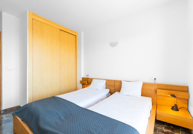 Apartamento en Fuengirola - Don Juan - Apartamento con terraza en Fuengirola 