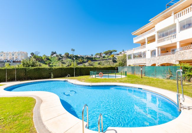 Apartamento en Fuengirola - Don Juan - Apartamento con terraza en Fuengirola 