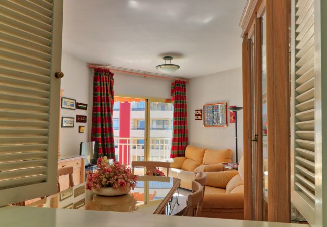 Apartamento en Fuengirola - Doña Sofia Fuengirola - Beach Apartment, parking, Wi-Fi, sea view