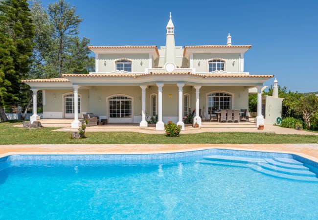 Villa en Boliqueime - Quinta das Laranjeiras | 4 Dormitorios | Casa en el Campo | Boliqueime