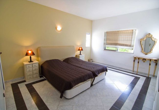 Villa en Albufeira - Villa Jorida | 4 Dormitorios | Tranquilo | Albufeira