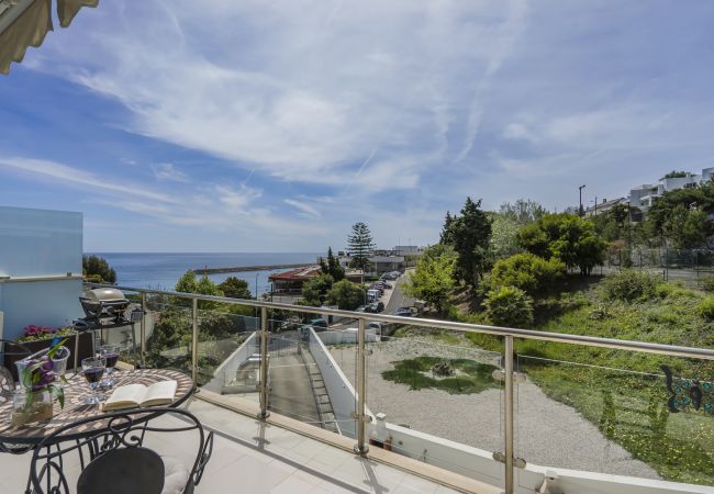 Apartamento en Sesimbra - Apartamento con vistas al mar, acceso a la piscina y parking privado en Sesimbra