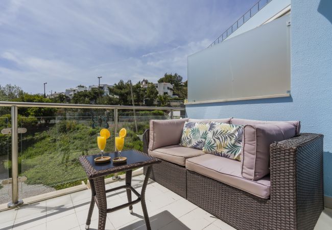 Apartamento en Sesimbra - Apartamento con vistas al mar, acceso a la piscina y parking privado en Sesimbra