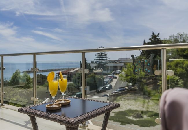 Apartamento en Sesimbra - Apartamento con vistas al mar, acceso a la piscina y parking privado en Sesimbra