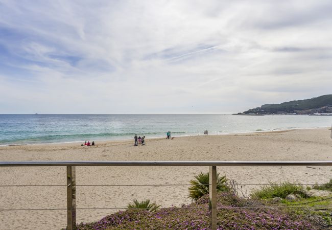 Apartamento en Sesimbra - Apartamento con vistas al mar, acceso a la piscina y parking privado en Sesimbra