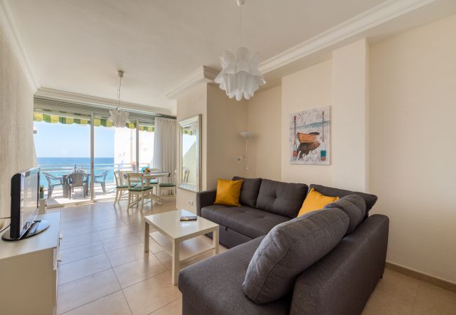 Casa en Las Palmas de Gran Canaria - Front line with nice terrace By CanariasGetaway 