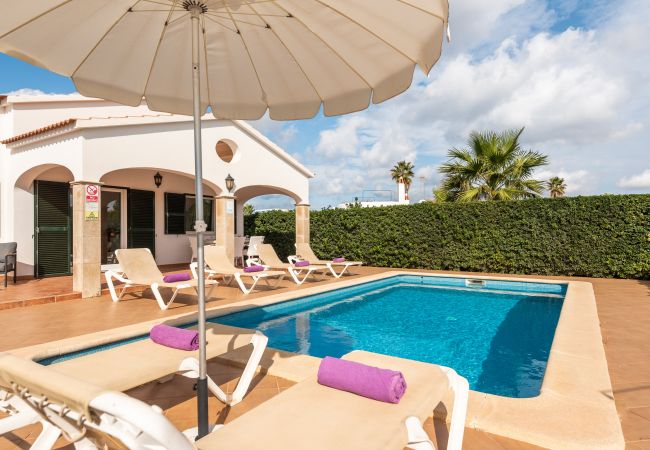 Villa en Cap d´Artruix - VILLA JUANA