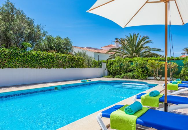 Villa en Cala´n Blanes - Menorca Velasco