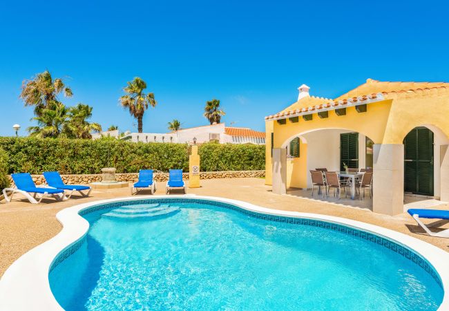 Villa en Cap d´Artruix - Menorca Luna