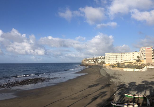 Casa en San Bartolomé de Tirajana - Altamar 52 with balcony&pool By CanariasGetaway 