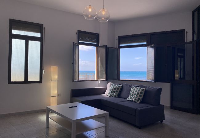 Apartamento en Agüimes - Primera linea de playa by CanariasGetaway