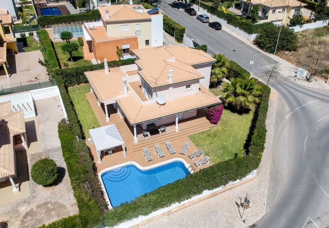 Villa en Albufeira - Villa Tulipa | 4 Dormitorios| Piscina Privada | Albufeira