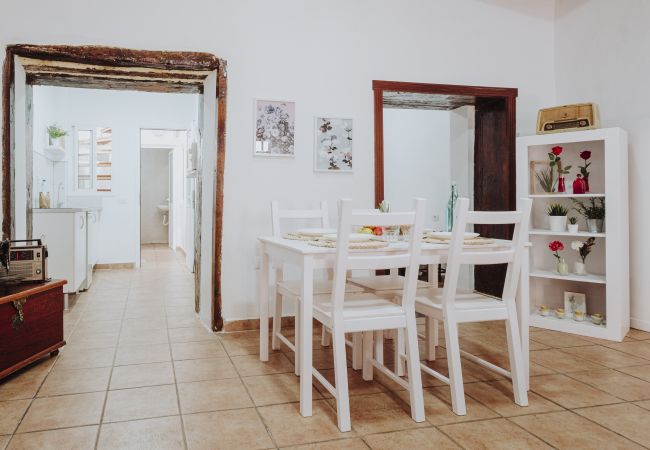Casa en Puerto de la Cruz - Old House Town Centre, con Azotea y Wifi gratis