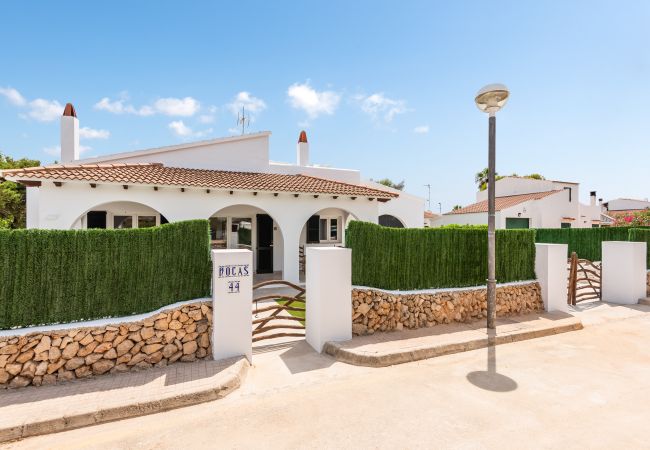 Villa en Cala´n Bosch - Rocas 