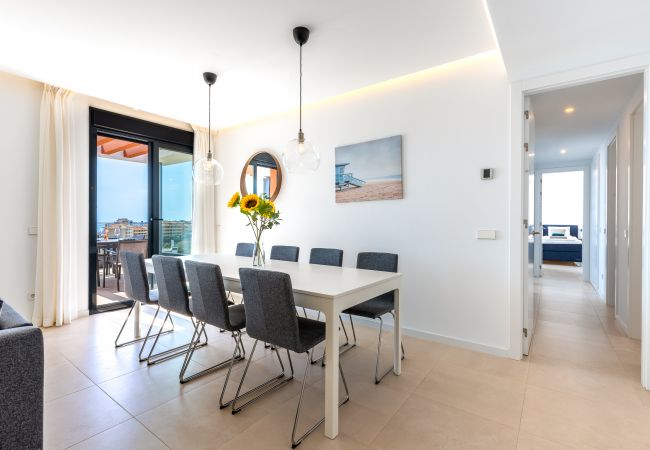 Apartamento en Fuengirola - Penthouse Middle Views | Lujo, piscina de terraza, vista del mar