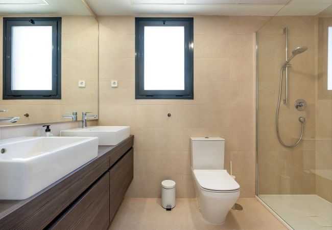 Apartamento en Fuengirola - Penthouse Middle Views | Lujo, piscina de terraza, vista del mar