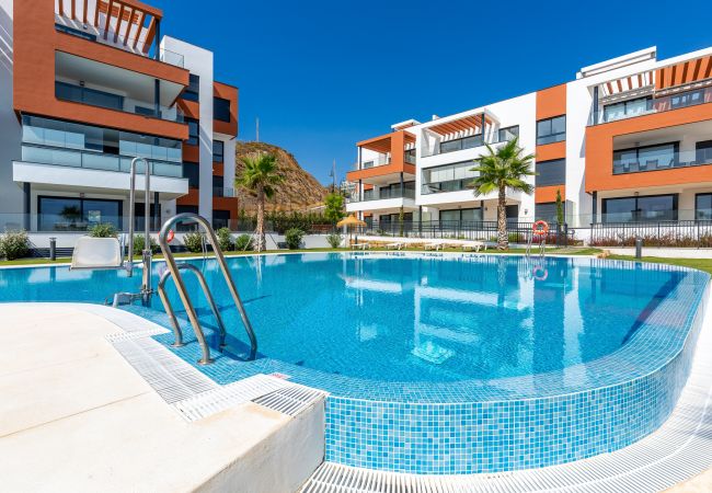 Apartamento en Fuengirola - Penthouse Middle Views | Lujo, piscina de terraza, vista del mar