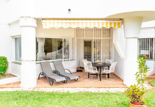 Apartamento en Mijas Costa - Jardines de Calahonda I | Apartamento con vistas al jardín