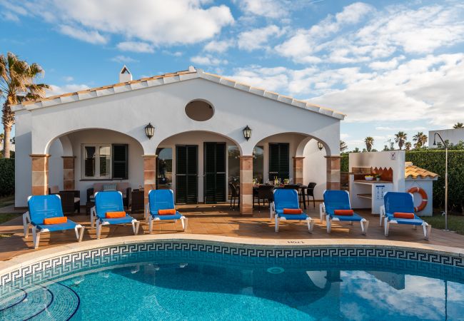 Villa en Cap d´Artruix - VILLA FUCSIA Menorca