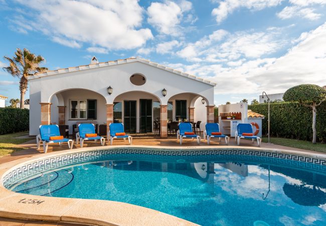 Villa en Cap d´Artruix - VILLA FUCSIA Menorca