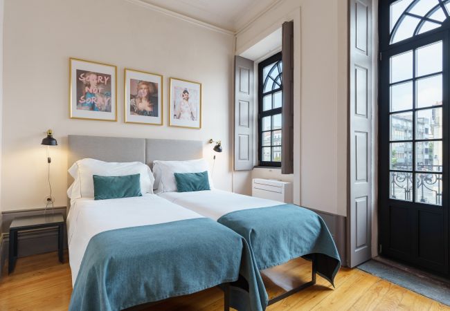 Apartamento en Oporto - Apartamento Dinámico en Praça dos Poveiros (NUEVO CON BALCÓN)