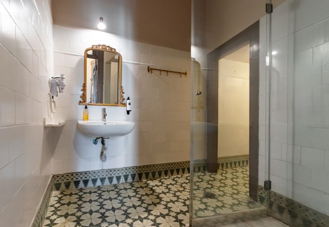 Apartamento en Oporto - Apartamento Dinámico en Praça dos Poveiros (NUEVO CON BALCÓN)