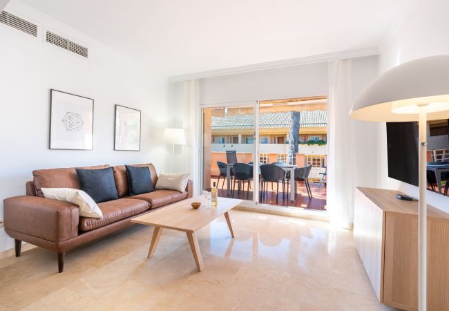 Apartamento en Marbella - Encantador apart. de 3 dormitorios en Jardines de Santa Maria Golf, Marbella