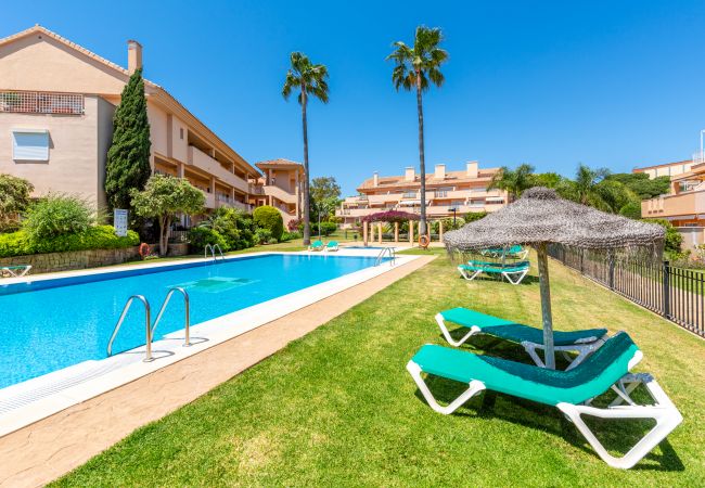 Apartamento en Marbella - Encantador apart. de 3 dormitorios en Jardines de Santa Maria Golf, Marbella