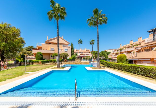 Apartamento en Marbella - Encantador apart. de 3 dormitorios en Jardines de Santa Maria Golf, Marbella