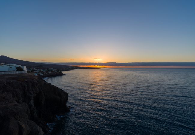 Casa en Maspalomas -  Viewpoint Over The Cliff By CanariasGetaway