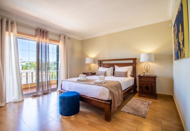 Villa en Albufeira - Villa Iris | 5 Dormitorios | Premium | Galé
