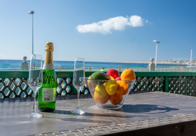 Casa em San Bartolomé de Tirajana - Las Burras Beach terrace&pool By CanariasGetaway 