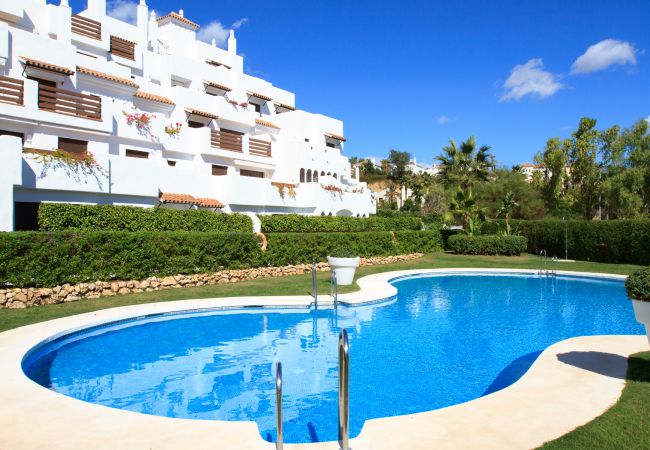 Apartamento em Estepona - Golf Hills Marbella - Beautiful decorated incl. lounge terrace