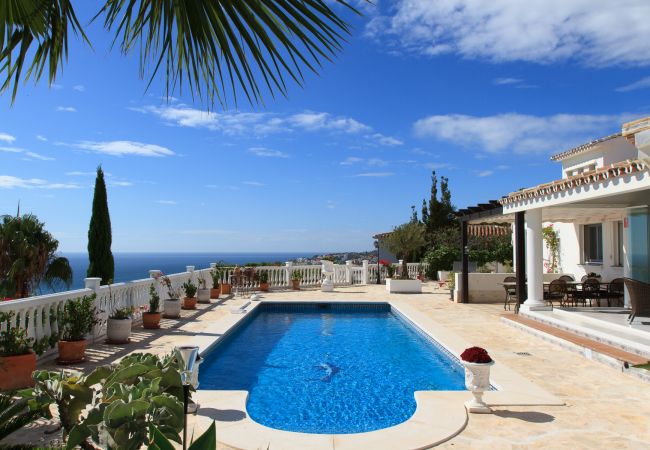 Villa em Mijas Costa - Villa Azalea - Exclusive villa with unique mediterranean view