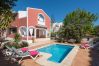 Villa em Ciutadella de Menorca - Cómoda villa privada en la urbanización de Calan Blanes, situada en zona residencial muy tranquila. Piscina privada.