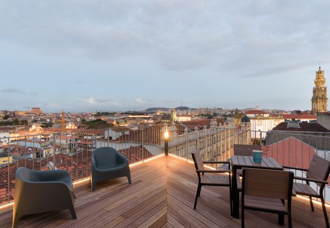 Apartamento em Porto - Galerias Haute Couture Nightlife Flat (Terraço, NOVO NA VRBO)