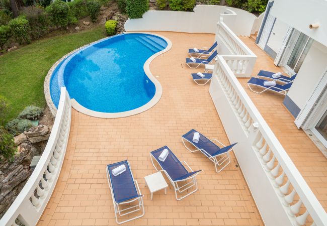 Villa em Budens - Casa Clajon | limpeza profissional | moradia com 4 quartos | piscina privada aquecida* | em campo de golfe
