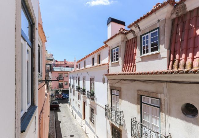 Bairro Alto Bright by Homing