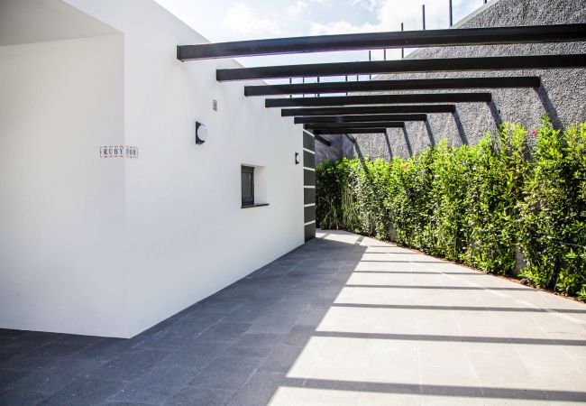 Villa em Arco da Calheta - Villa Rubydom
