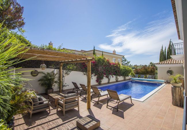 Villa em Almancil - Villa Esmeralda | 5 Quartos | Elegante | Almancil