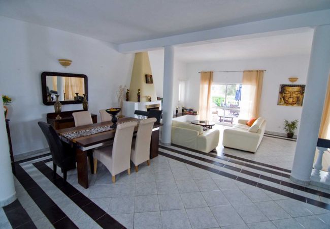 Villa em Albufeira - Villa Jorida | 4 Quartos | Sossegada | Albufeira