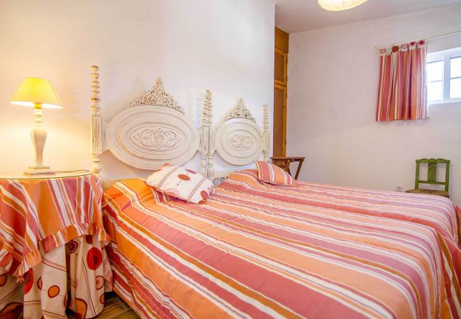 Villa em Almancil - Quinta da Ilda | 6 Quartos | Casa Típica | Almancil 