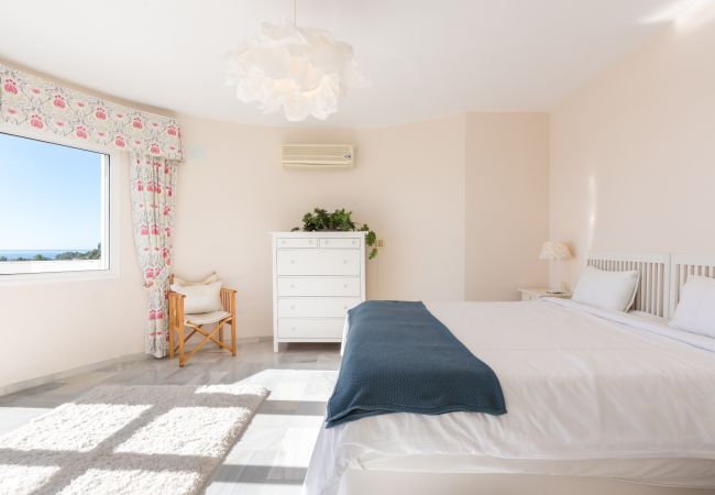 Villa em Mijas Costa - Villa Panorama – Oásis com Vista Mar e Piscina Privada, Mijas Costa