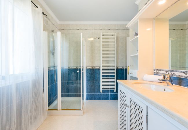 Villa em Mijas Costa - Villa Panorama – Oásis com Vista Mar e Piscina Privada, Mijas Costa