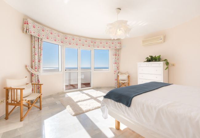 Villa em Mijas Costa - Villa Panorama – Oásis com Vista Mar e Piscina Privada, Mijas Costa