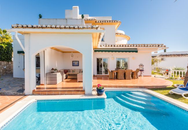 Villa em Mijas Costa - Villa Panorama – Oásis com Vista Mar e Piscina Privada, Mijas Costa