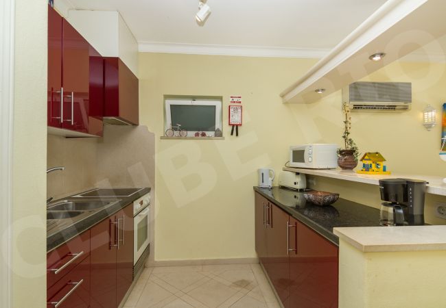 Apartamento em Ferragudo - Clube Rio | limpeza profissional | apartamento de 1 quarto | vistas fantásticas para Portimão