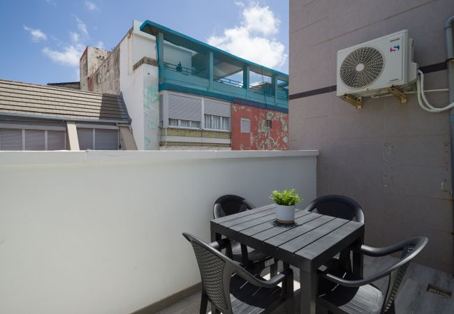 Casa em Las Palmas de Gran Canaria - Penthouse+Terrace city seaview By CanariasGetaway 