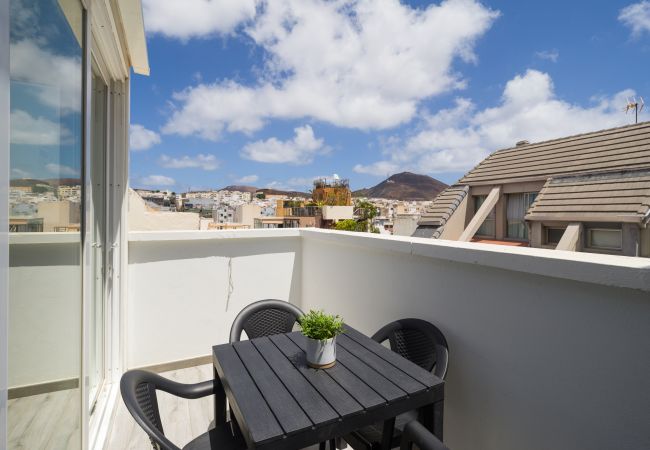 Casa em Las Palmas de Gran Canaria - Penthouse+Terrace city seaview By CanariasGetaway 